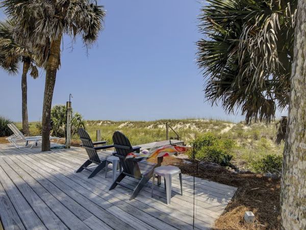 Hilton Head Oceanfront Oasis 6 Bedrooms Plus Loft