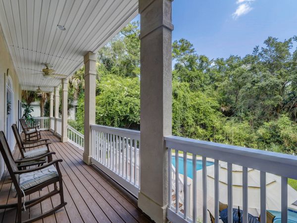 One Block to Beach 6 Bedroom Pool Home
