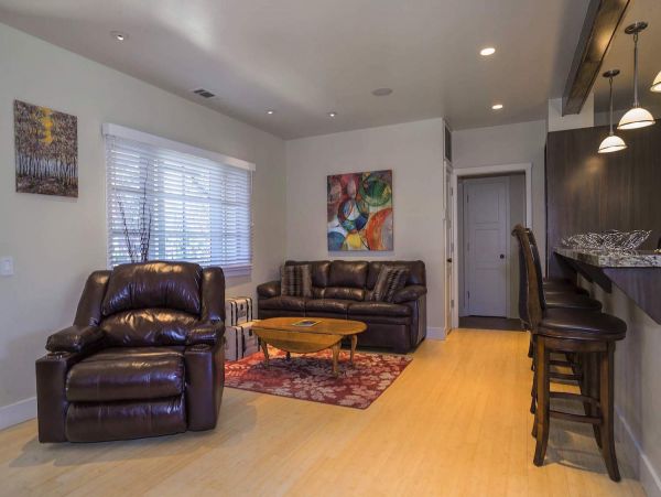 Santa Barbara Vacation Home Walk To Beach Sleeps Six Guests