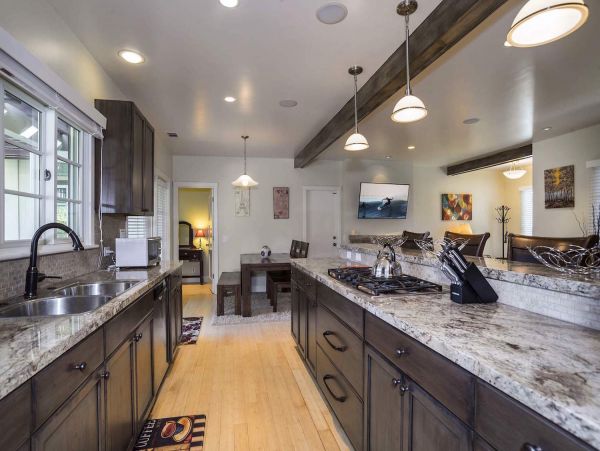 Santa Barbara Vacation Home Walk To Beach Sleeps Six Guests