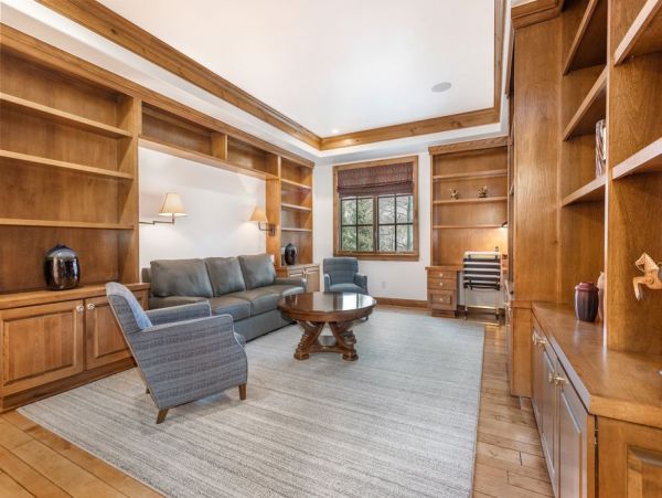 Luxury & Comfort 4 Bedroom Beaver Creek Vacation Residence