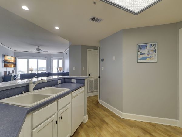 Oceanview Villa in Hilton Head Island: Sleeps 7, Pool Access