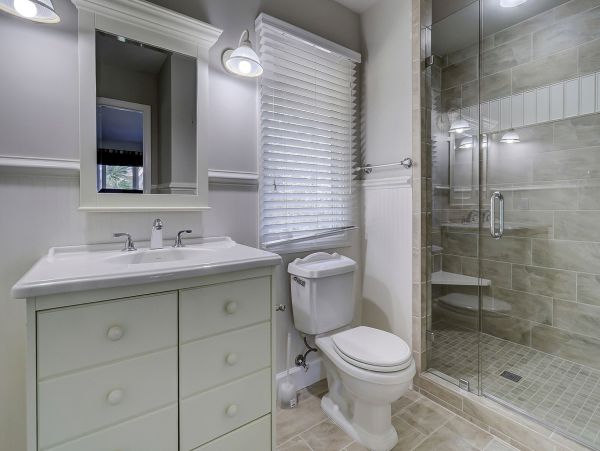Walk To Beach, 6 Bed & 6 Baths Property