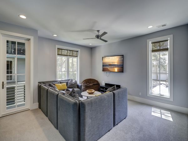 Five Bedroom Upscale Rental on Hilton Head