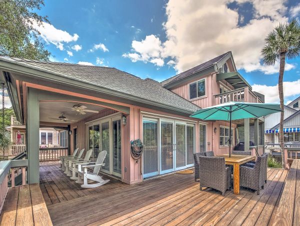 North Forest Beach 3 Bedroom Vacation Home Steps to Beach
