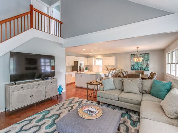 North Forest Beach 3 Bedroom Vacation Home Steps to Beach