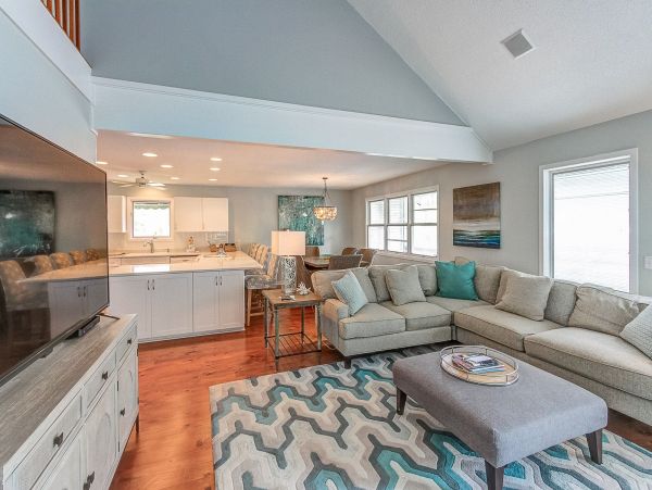 North Forest Beach 3 Bedroom Vacation Home Steps to Beach
