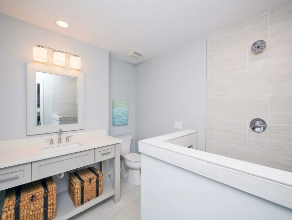 North Forest Beach 3 Bedroom Vacation Home Steps to Beach