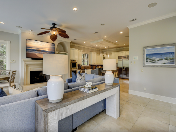 An Upscale Coastal Retreat On Hilton Heads Gold Coast
