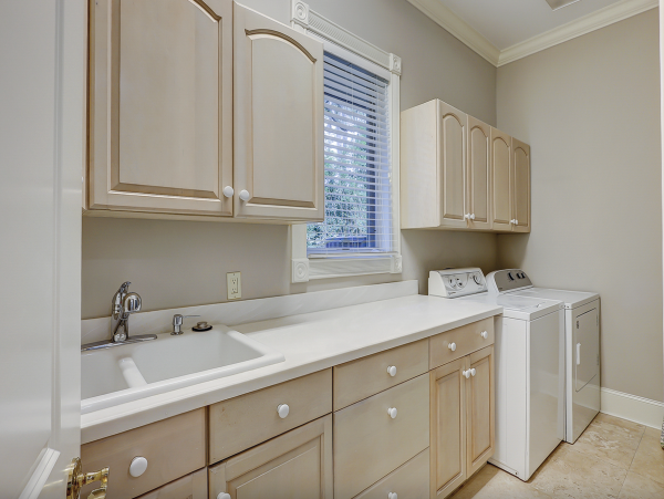 An Upscale Coastal Retreat On Hilton Heads Gold Coast