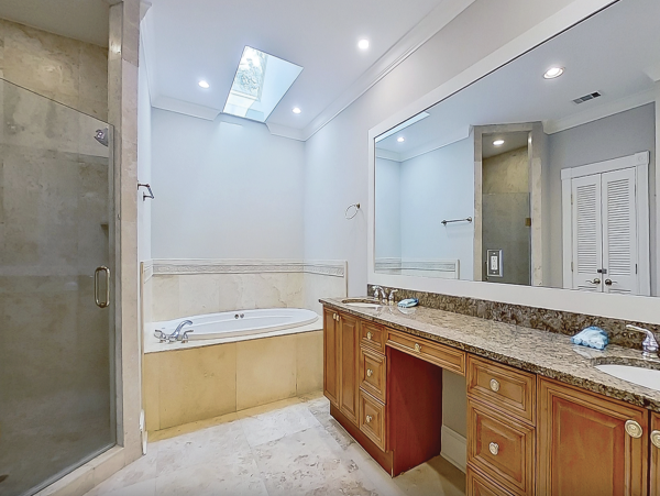 An Upscale Coastal Retreat On Hilton Heads Gold Coast