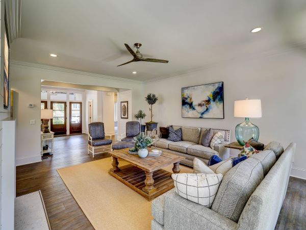 Spacious 4 Bedroom Vacation Home with Private Pool