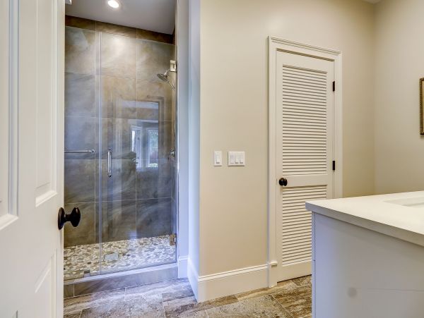 Spacious 4 Bedroom Vacation Home with Private Pool