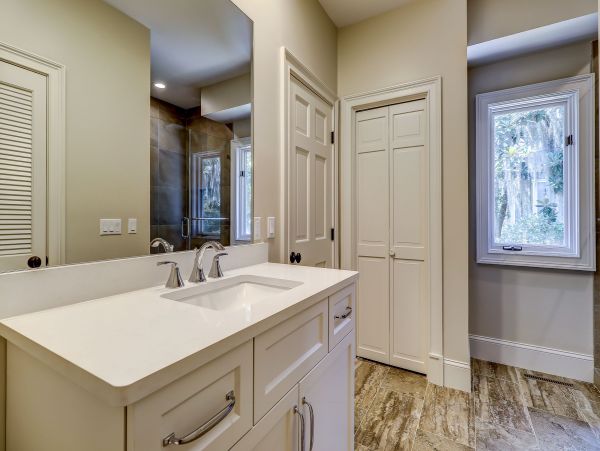 Spacious 4 Bedroom Vacation Home with Private Pool
