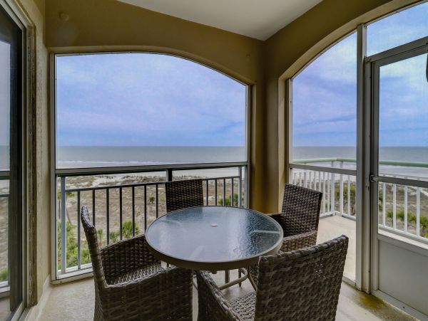 Oceanfront Vacation Villa in Hilton Head Island Sleeps 8