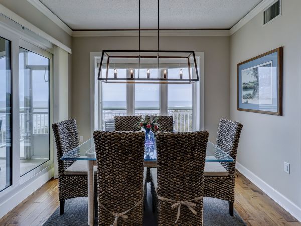 Oceanfront Vacation Villa in Hilton Head Island Sleeps 8