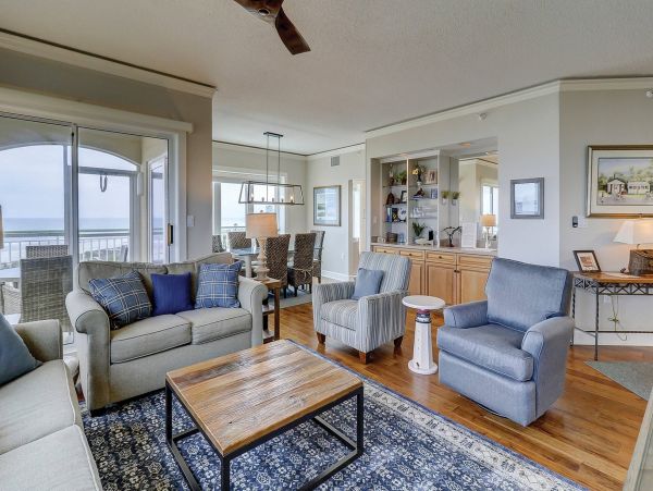 Oceanfront Vacation Villa in Hilton Head Island Sleeps 8