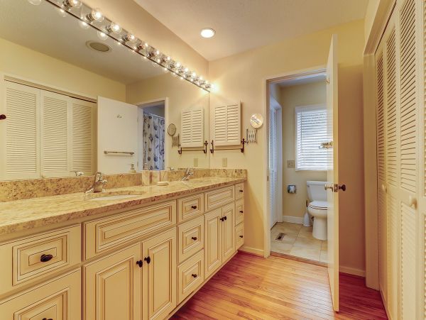 Hilton Head Luxury Four Bedroom Vacation Home Private Pool