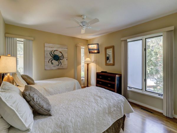 Hilton Head Luxury Four Bedroom Vacation Home Private Pool