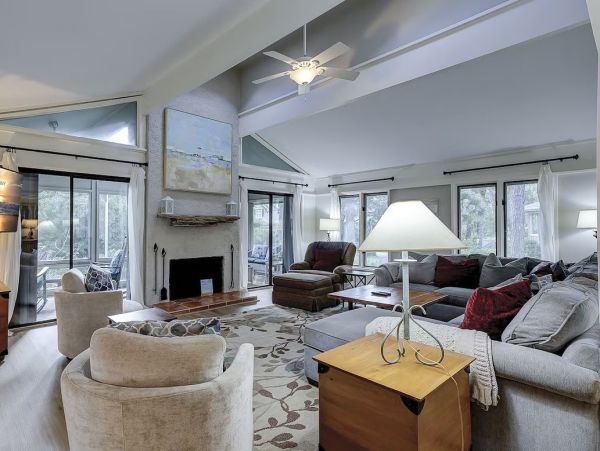 Hilton Head Luxury Four Bedroom Vacation Home Private Pool