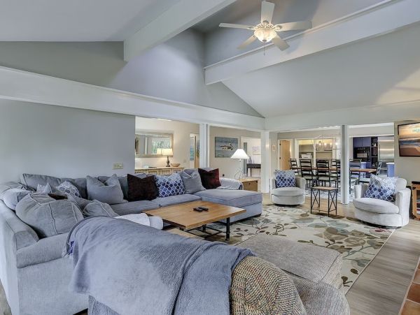 Hilton Head Luxury Four Bedroom Vacation Home Private Pool