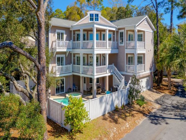 Hilton Head Home 993789