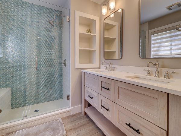 Luxury Vacation Home In Hilton Head, Short Walk to Beach
