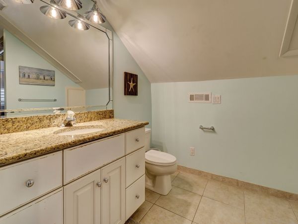 Luxury Vacation Home In Hilton Head, Short Walk to Beach