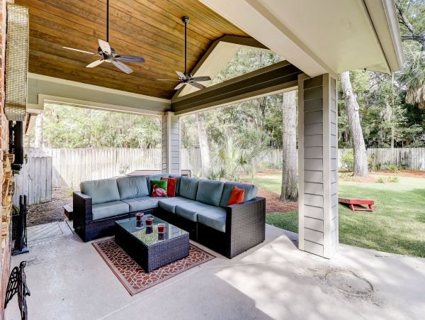 Beautiful Island Vacation Pool Home in Hilton Head Sleeps 10