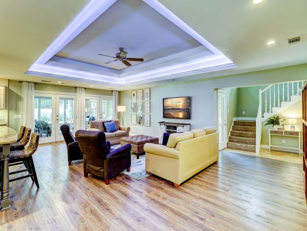 Beautiful Island Vacation Pool Home in Hilton Head Sleeps 10