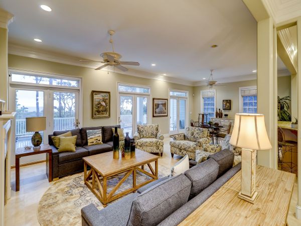 HILTON HEAD BEACHFRONT POOL HOME SLEEPS 16