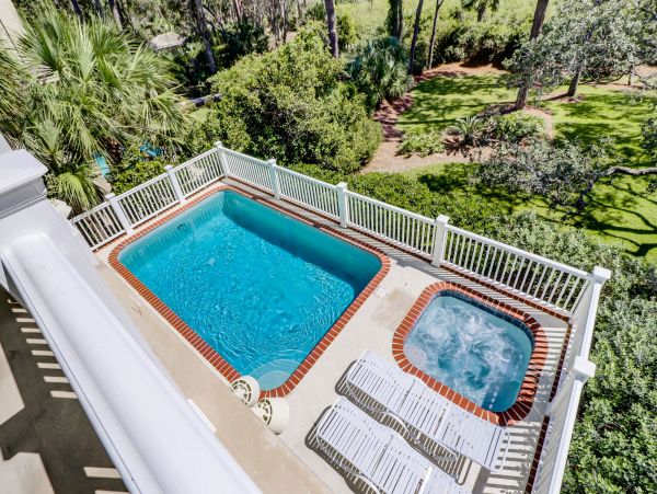 HILTON HEAD BEACHFRONT POOL HOME SLEEPS 16