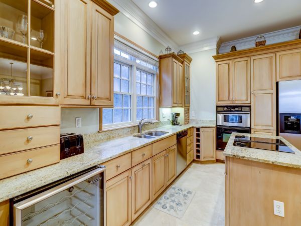 HILTON HEAD BEACHFRONT POOL HOME SLEEPS 16