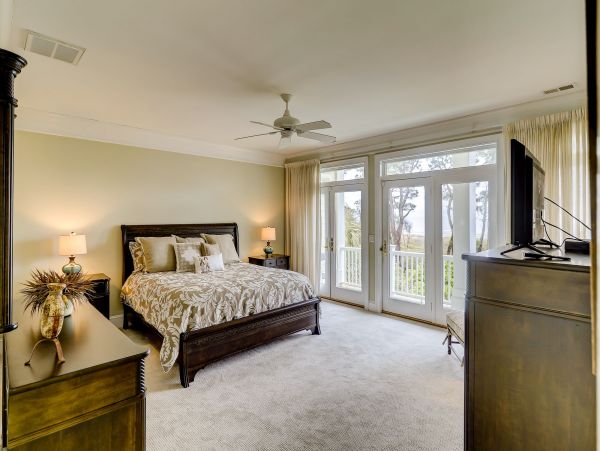 HILTON HEAD BEACHFRONT POOL HOME SLEEPS 16