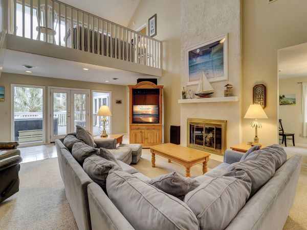 Hilton Head Five Bedroom Lovely.