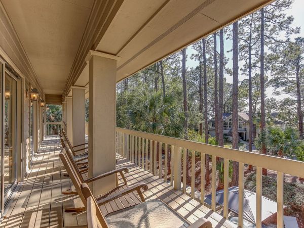 Sea Pines luxury Retreat Fabulous Interior & Beach Access