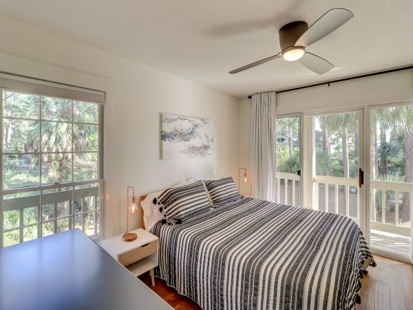 Sea Pines luxury Retreat Fabulous Interior & Beach Access