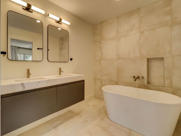Sea Pines luxury Retreat Fabulous Interior & Beach Access