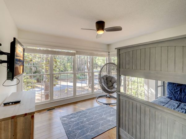 Sea Pines luxury Retreat Fabulous Interior & Beach Access