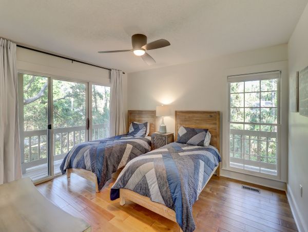 Sea Pines luxury Retreat Fabulous Interior & Beach Access
