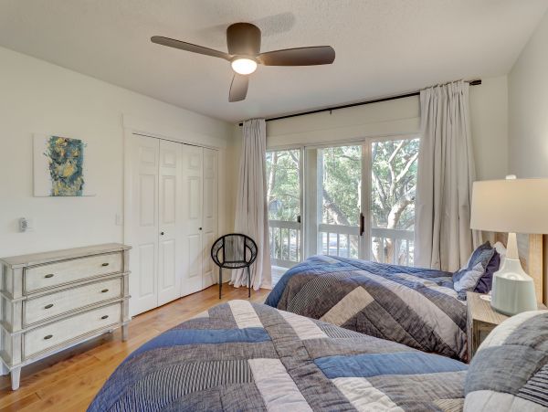 Sea Pines luxury Retreat Fabulous Interior & Beach Access