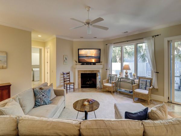 Walk to Beach Hilton Head Vacation Home 5 Bedrooms Pool