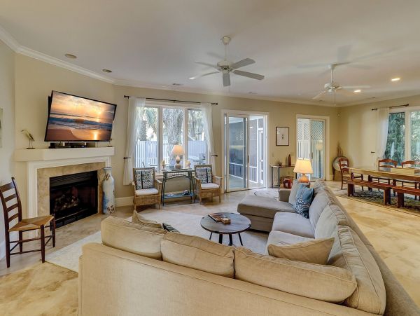 Walk to Beach Hilton Head Vacation Home 5 Bedrooms Pool