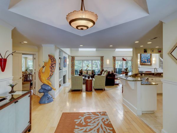 Six Bedroom Vacation Home in Hilton Head with Lagoon Views