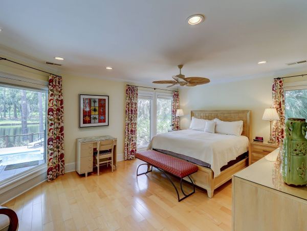 Six Bedroom Vacation Home in Hilton Head with Lagoon Views