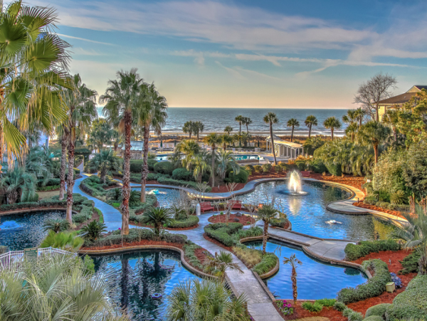 Oceanview Luxury Condo - Steps from Coligny Beach & Shops