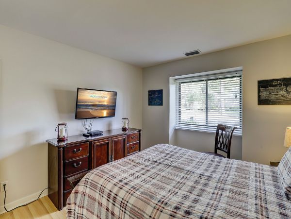 Four Bedroom Townhouse in the heart of South Beach 3 min walk to the beach