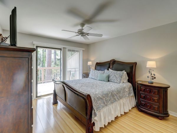 Four Bedroom Townhouse in the heart of South Beach 3 min walk to the beach
