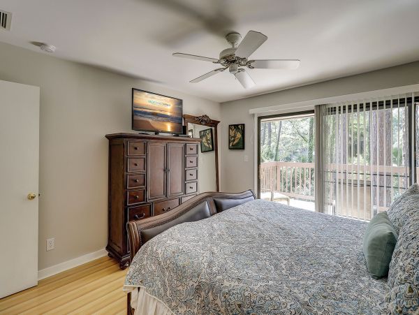 Four Bedroom Townhouse in the heart of South Beach 3 min walk to the beach