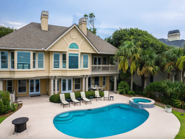 Oceanfront Vacation Rental with Panoramic Views